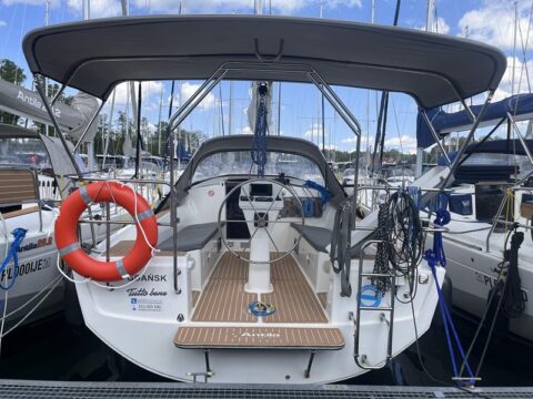 jacht Antila 30