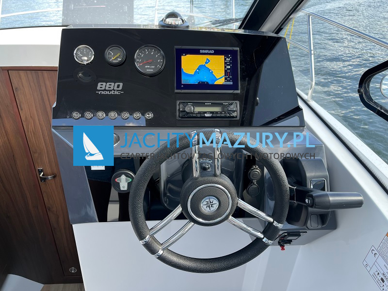 nautic 880 wyposażenie